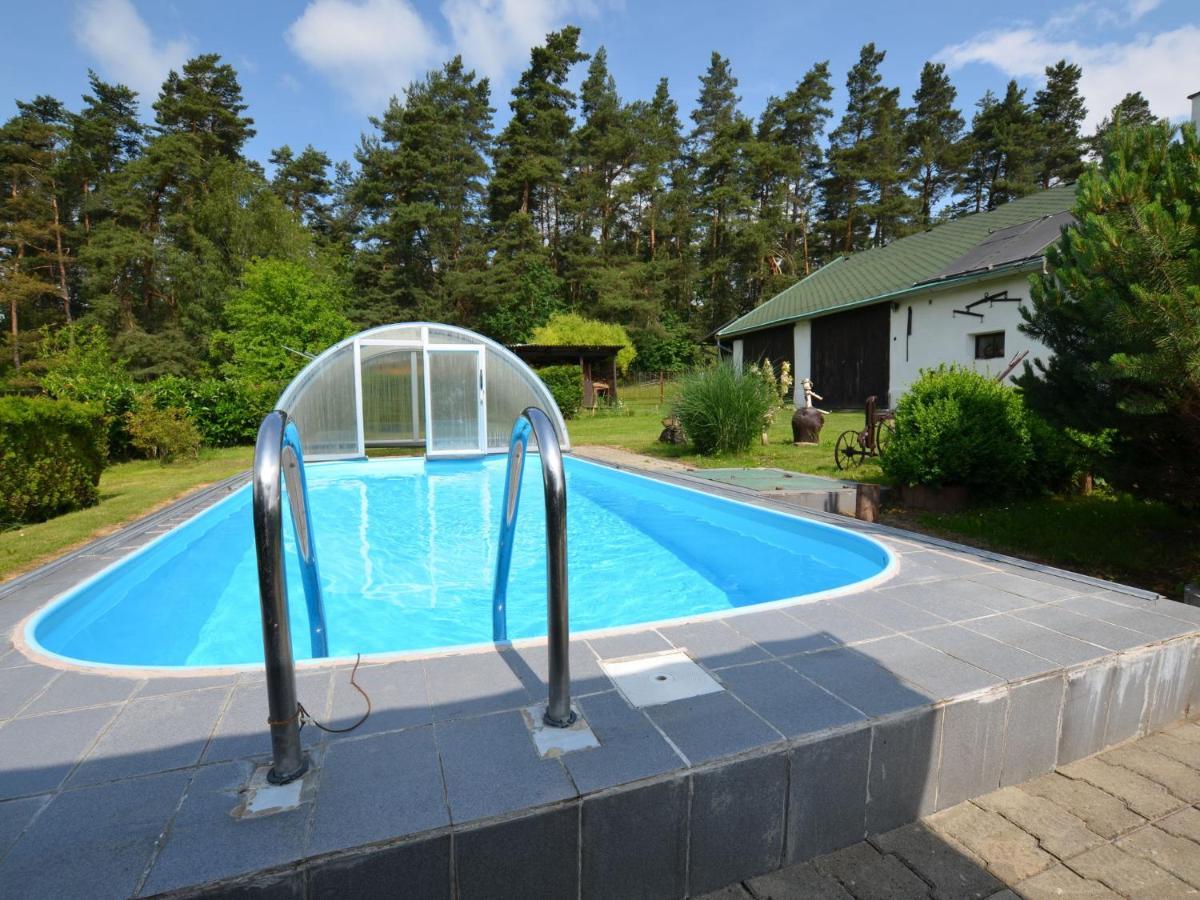Luxury Villa Near Forest In Hlavice Czech Republic Vselibice Room photo